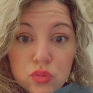 Meet your Posher, Marianne